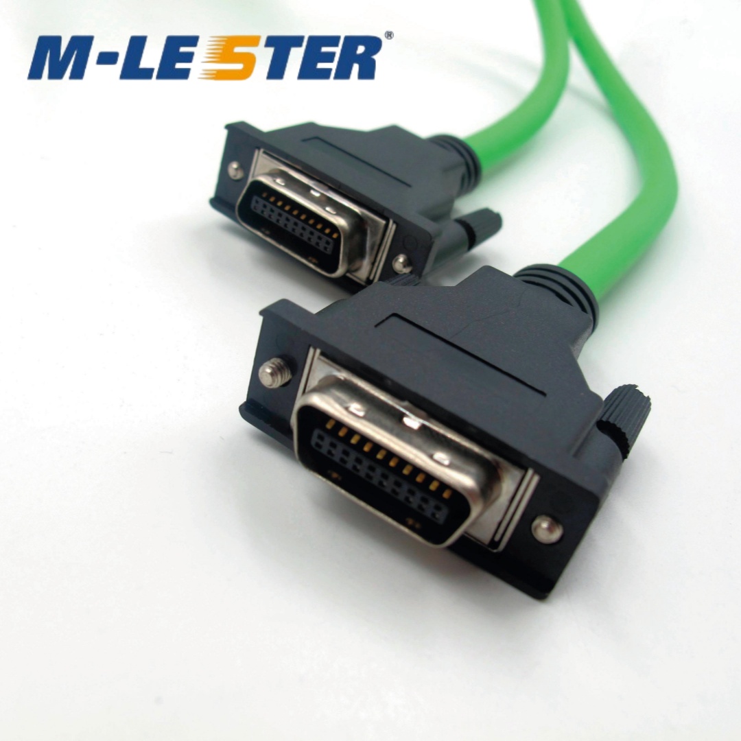 SCSI CN20针转CN20针塑壳装配一体螺丝式